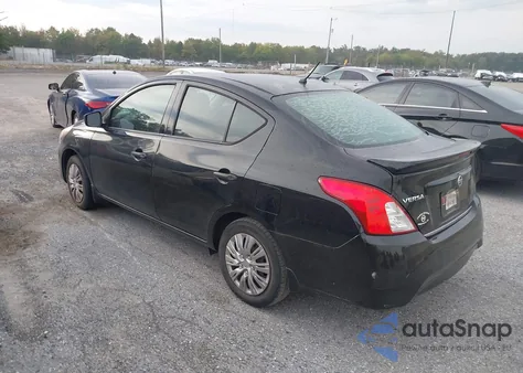 2017 Nissan Versa 1.6 S+ z USA, uszkodzony, nr VIN 3N1CN7AP1HL857352